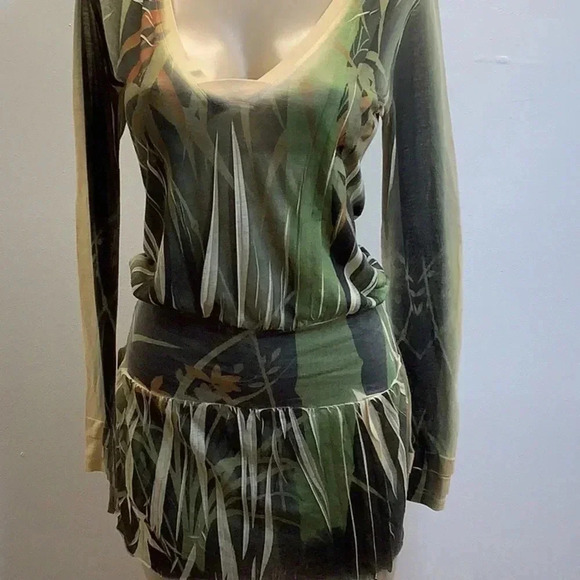 Green V-Neck Size Medium Long Shirt/Mini Sublimation Dress. Made In USA - Picture 2 of 4